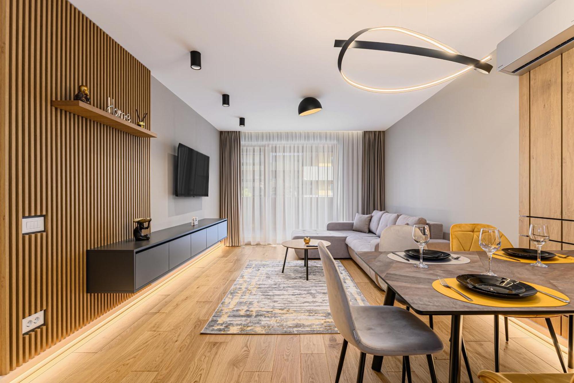 B-Holiday Luxury Apartments Urban Plaza Braşov Eksteriør bilde