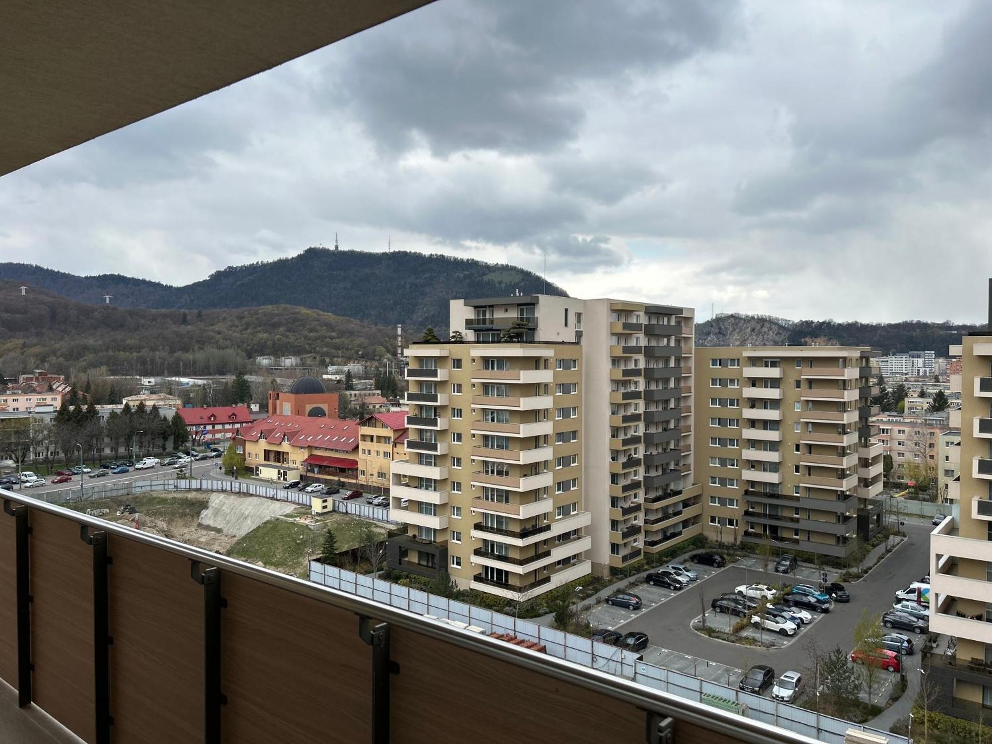 B-Holiday Luxury Apartments Urban Plaza Braşov Eksteriør bilde